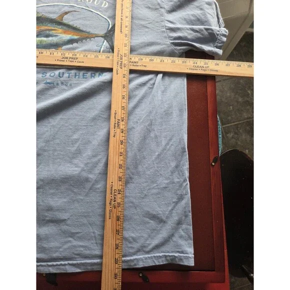 Local & Proud Tuna Tee Xl - Picture 5 of 5